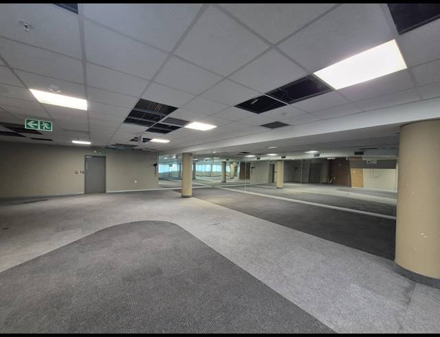 5,833M² OFFICE TO LET IN SANDTON CENTRAL